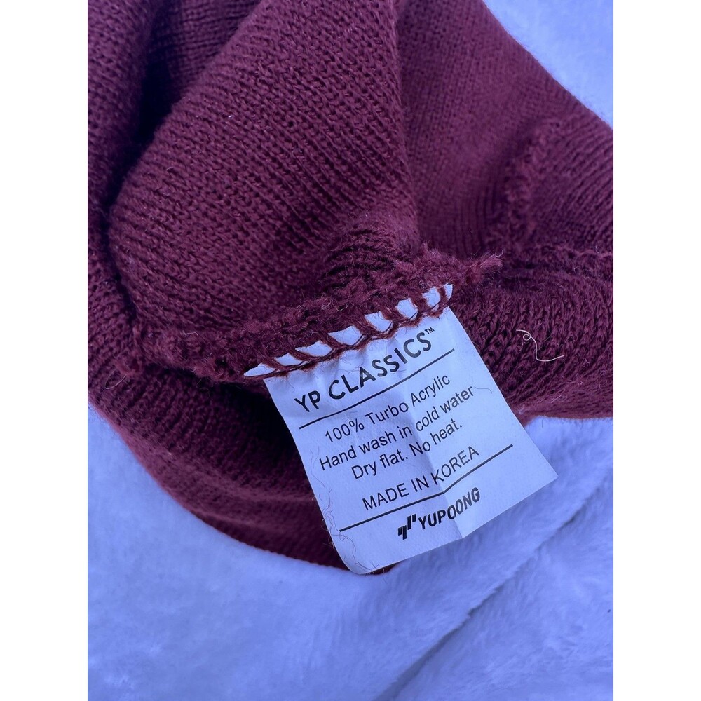 Yupoong Hat Beanie Mens One Size Red Knit Cuffed Pacific Northwest Patch Winter - Picture 3 of 3